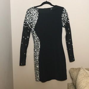 Black long sleeve dress